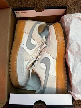 Nike Grey Cream Air Force 1’s Gum Sole Men’s 8 women’s 9.5
